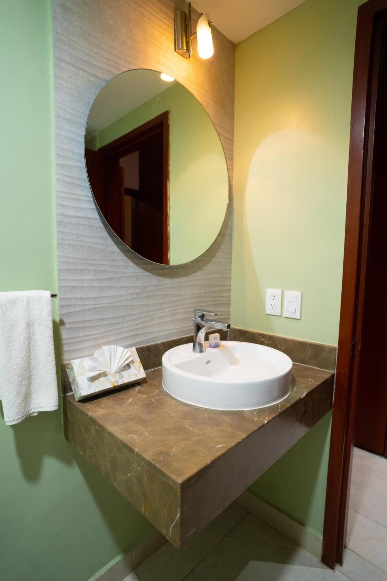 Hotel Suites Corazon Mexicano Guanajuato Room photo